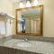 Days Inn by Wyndham Breezewood - Breezewood