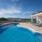 Can Tunicu has amazing sea views and is located in a quiet area near to San Antonio - San Antonio