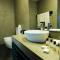 Saprin Beach Resort - Uswetakeiyawa