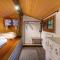 Charming Little Chalet for 6 People & Free Ski Lockers