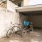 Sunset Relaxing Apt with terrace, parking & bikes