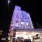 Seacrest Beachfront Apartments Surfers Paradise - Gold Coast