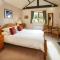 Rawcliffe House Farm Studios, Peaceful North York Moors Retreat