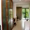 TSE Residence [by Samui Emerald]