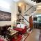 Foto: MODERN - CHARMING Loft Style home 15/16