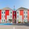 Enzo Hotels Chalons en Champagne - 勒河畔的圣马丁