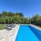 Spacious Three-Bedroom Villa Balun with Pool - Poreč