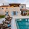 Exclusive Villa Tomani with Private Pool - Krmed