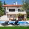 Apartment Doris with Private Pool and large Garden