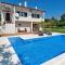 Apartment Doris with Private Pool and large Garden