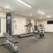 Country Inn & Suites by Radisson, Platteville, WI
