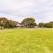 Torquay Foreshore Caravan Park - Торки