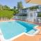 Meranova Guest Inn