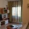 Apartment and rooms Parus