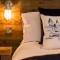 The Lighthouse Penthouse, Studio and Holiday Home
