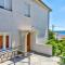 One-Bedroom Apartment in Crikvenica V