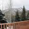 Cascade Village Area 5 bed 4 bath, Walk to lift!
