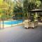 Heated Pool & Tropical Private Open Space - Trinity Beach