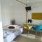 Studio Dépendance Maison, 5 MNT GARE & TRAM - Vénissieux