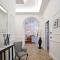 Stylish apartment in the center of Naples by Wonderful Italy