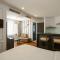 Le House Boutique Hotel - 100m to the beach