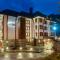 Shiroka Laka Hotel