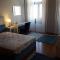 Cool Guesthouse