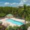 Sunrise Suites Tierra Bomba Suite #403