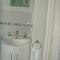 Breakers Bed and Breakfast - Eastbourne