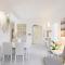 White Napoleone Apartment White Napoleone Apartment