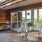 Three-Bedroom Holiday Home In Dronningmolle