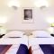 Kyriad Nimes Centre photo 23