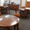 Super 8 by Wyndham Windsor
