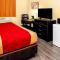 Econo Lodge - Ром