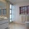 Bayview Penthouses and Rooms
