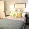 ~*Pet Friendly 30min to Downtown*~ THE BOSTONIAN