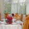 Castle Lodge Guest House 86-88 Sheil Rd L6 3AF