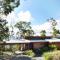 Spicers Peak Lodge