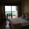 Foto: Holiday Suites Hotel & Beach Resort 84/127