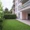 Foto: Lugano Apartment Sleeps 4 Pool 13/19