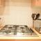 JOIVY Classic Apt with Castle Views in Old Town - Edimburgo