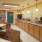 Country Inn & Suites by Radisson Kenosha - Pleasant Prairie