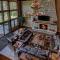 Whispering Pines Lodge: 9 Bedroom - إيغل ريفير