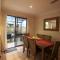 Byron Bay Accom Unit 3 41 Childe Street - Belongil Beach Apartment