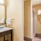 Quality Inn & Suites - Albany
