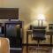 Quality Inn & Suites Pittsburgh Harmarville