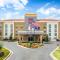 Comfort Suites Clinton near Presbyterian College - Clinton