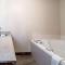 Quality Inn Huron - Huron