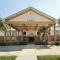 Americas Best Value Inn Pharr/McAllen - Фарр