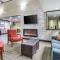 Comfort Inn & Suites Love Field-Dallas Market Center